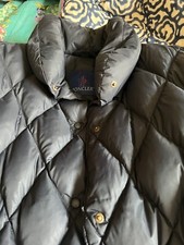 piumino donna moncler. Taglia